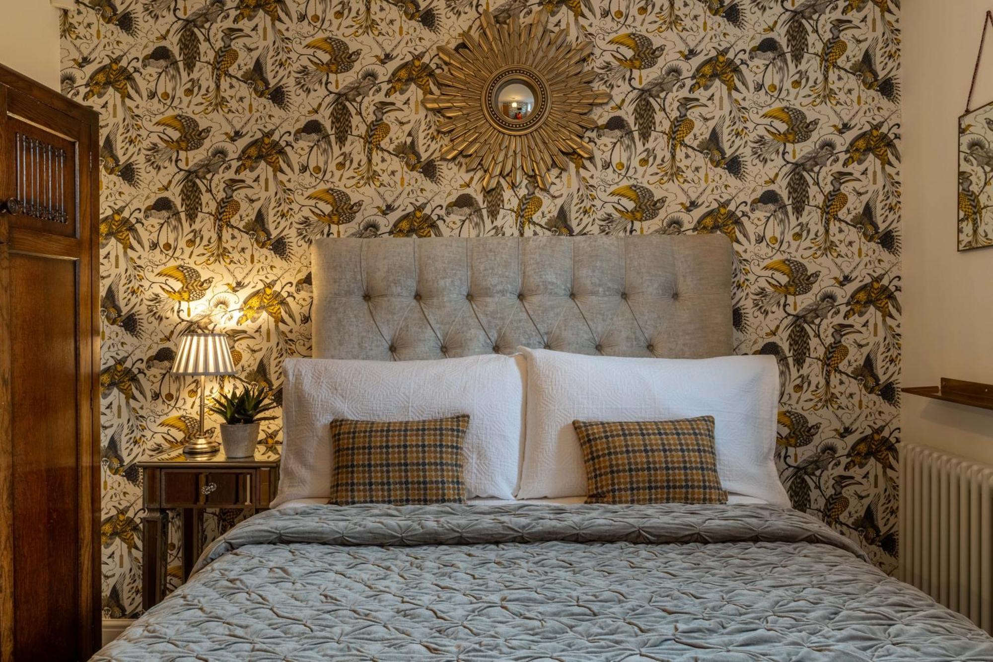 Luxury Chapel Apartment Within City Walls Τσέστερ Εξωτερικό φωτογραφία